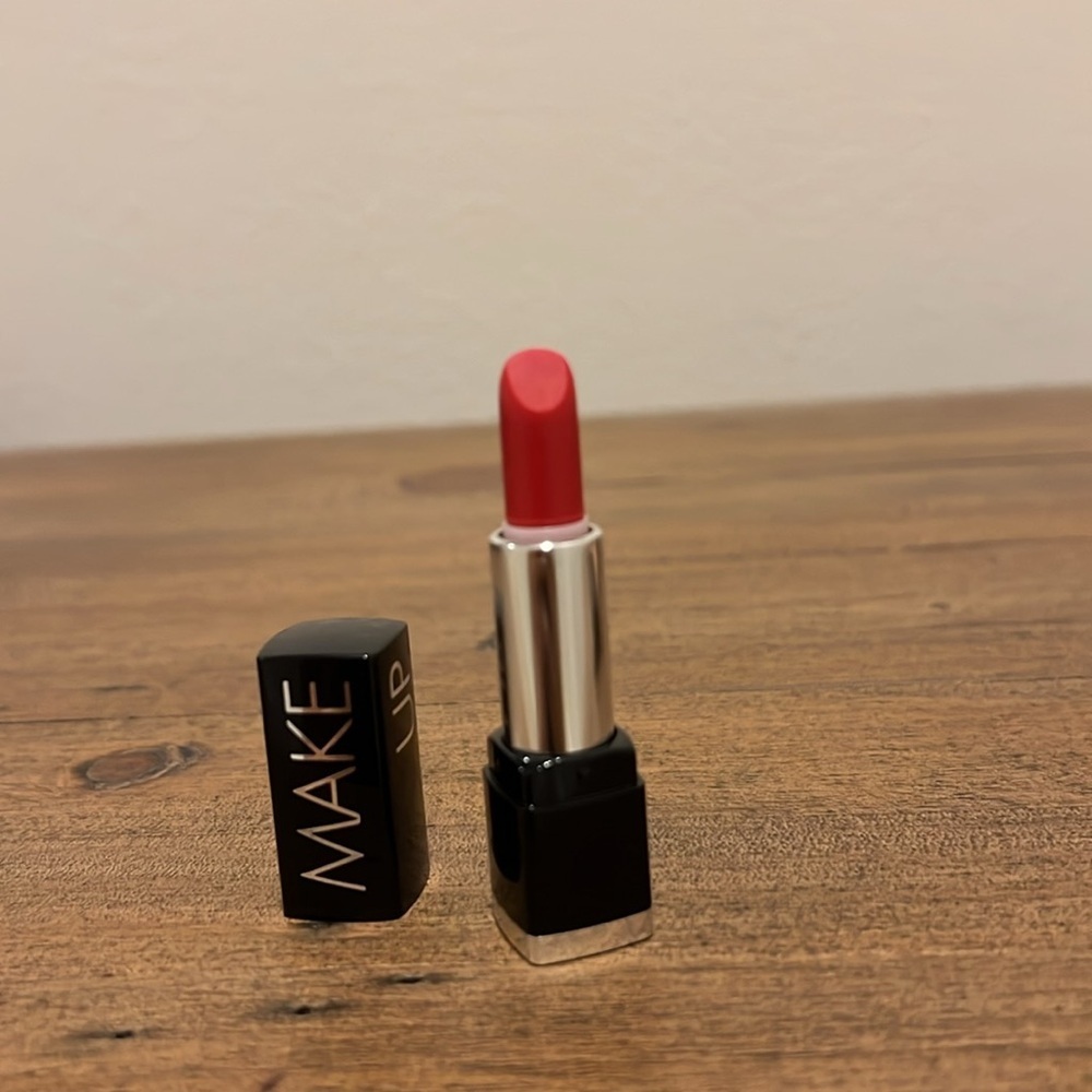 Makeup forever rouge artist natural lipstick deluxe sample shade n44 red - Picture 2 of 3